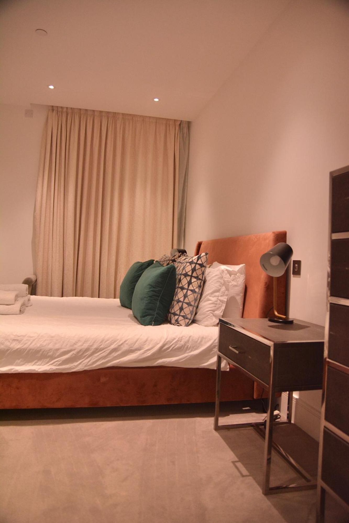 250 Road 2 Bollinder Place Ec1v 2ah 2bed Luxury Apartments-this Is Full Address * Лондон